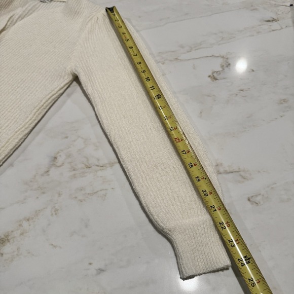 Vintage Ivory Cream Cardigan Pearl Buttons Cottagecore Romantic Old Money Layer - Picture 9 of 10